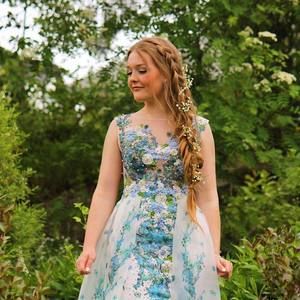 Meet your Posher, Mayka